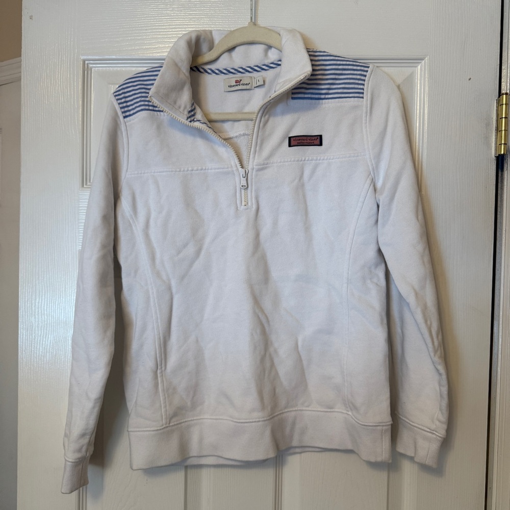 Vineyard Vines White and Blue Women's Sweater